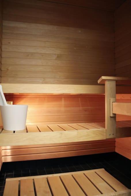 Modern Apartment With Sauna, Near Transit Hub/Dixi Vantaa Exteriér fotografie